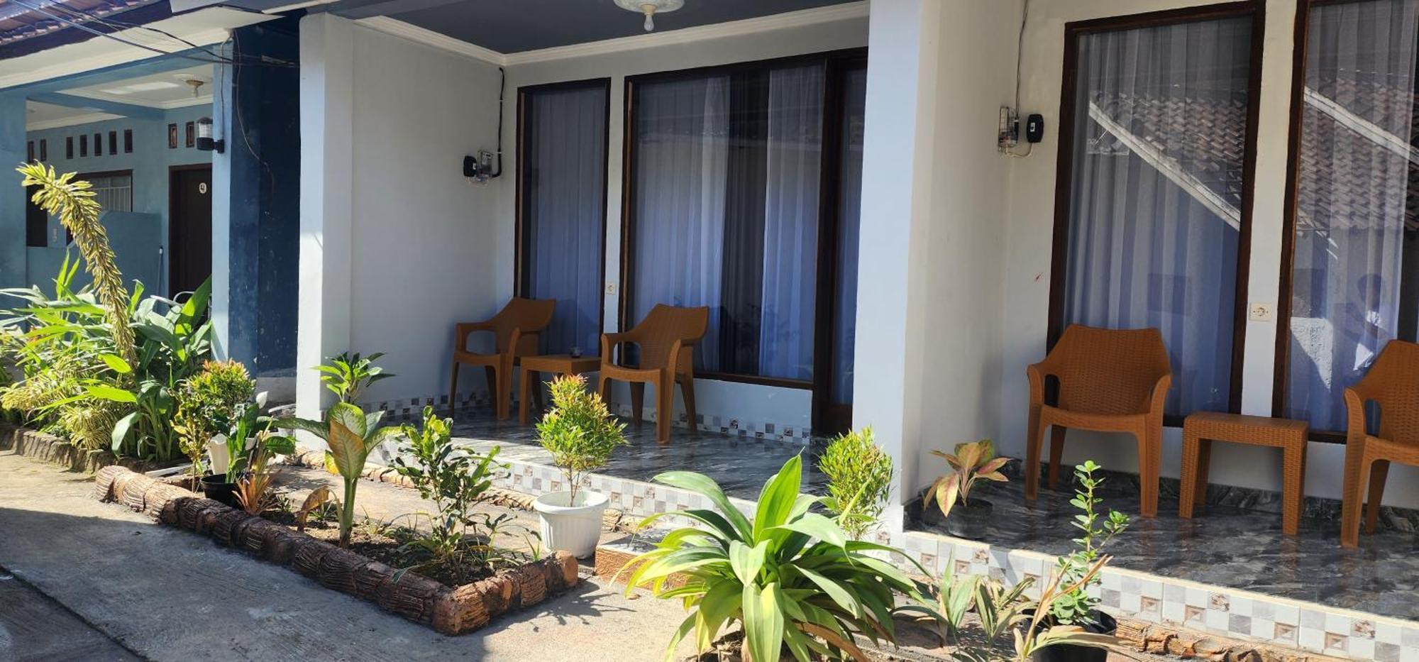 Sakila Homestay Kuta  Екстериор снимка